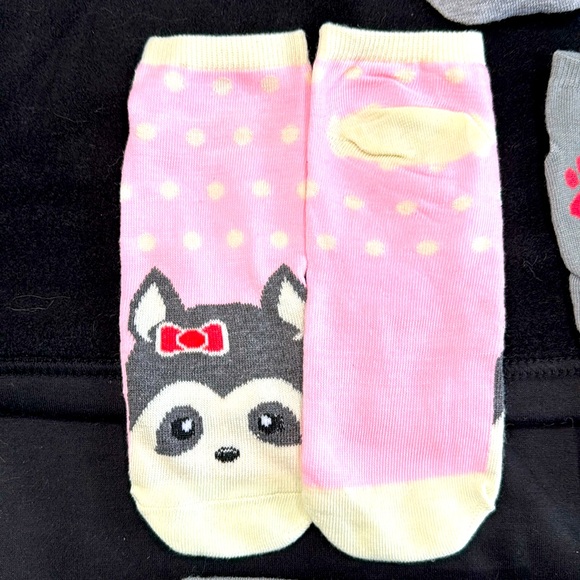Women’s -  Animal Themed- Low-Cut Socks - Picture 4 of 9